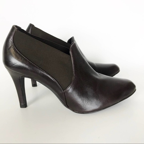 Gianni Bini Brown Stretch Leather Ankle Bootie 7 - Picture 1 of 7